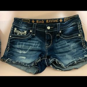 Rock revival shorts - Size 27 - new never worn.